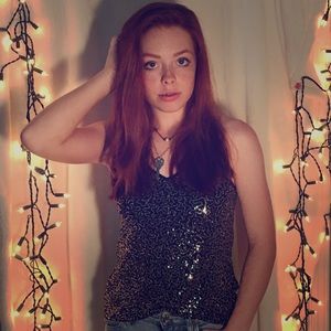 Black and Gold Sequined Express Top.